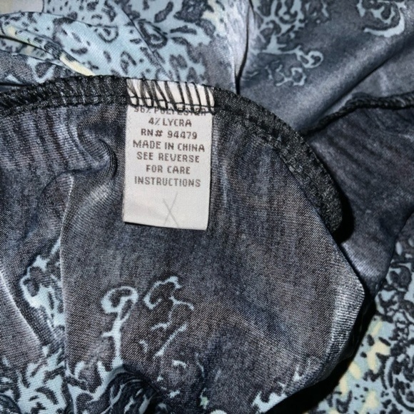 Magic halter Dress - Picture 6 of 6